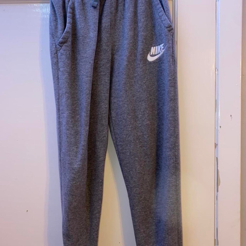 Nike boys sweat pants